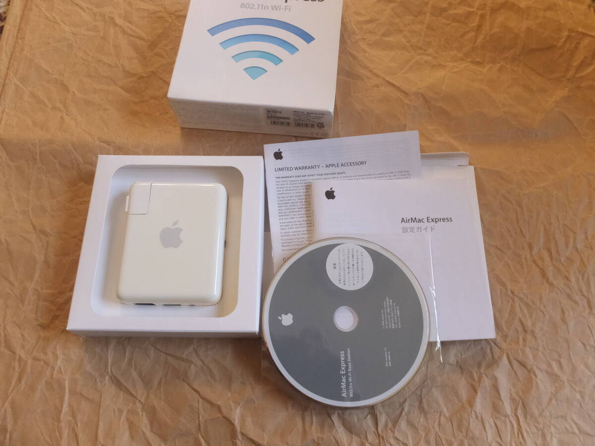 未開封　Apple AirMac Express A1392 wifiルーター 未使用Apple AirMac Express A1392 wifiルーター 未使用Apple AirMac