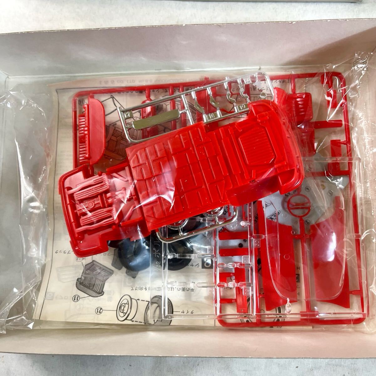 三菱 オート三輪   ダンプカー 昭和レトロ　ブリキ  玩具 　バンダイ 三菱 オート三輪 ダンプカー 昭和レトロ ブリキ 玩具 バンダイ