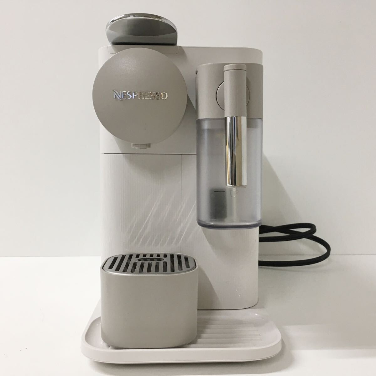 【美品】　ネスプレッソ Maestria d500 ホワイト 中古】☆美品☆ Nespresso Maestria(マエストリア) ホワイト D500