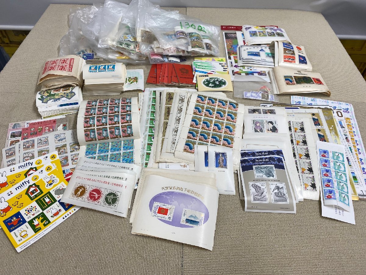 送料込み/未使用 切手 まとめて 額面302,609円 切手シート バラ 日本郵便 郵便切手 お年玉 ミッフィ ドラえもん オリンピック 記念切手の1番目の画像