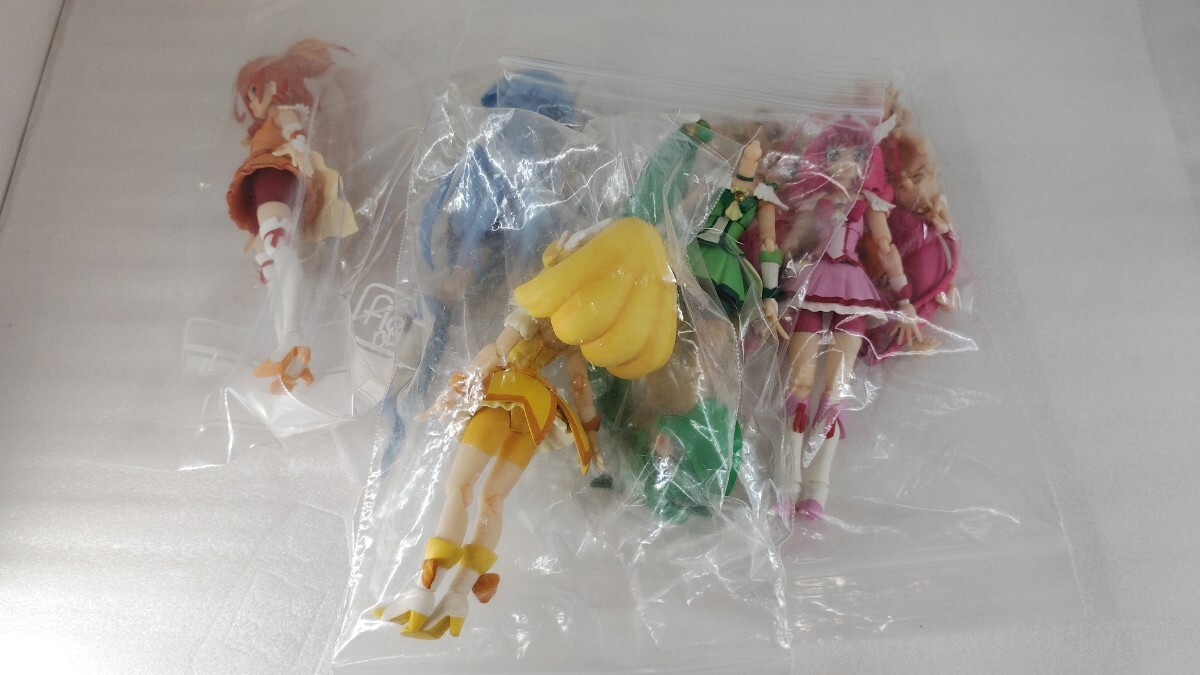 箱無中古 フィギュアーツ スマイルプリキュア 5体セット S.H.Figuarts 30ms figma メガミデバイスの1番目の画像