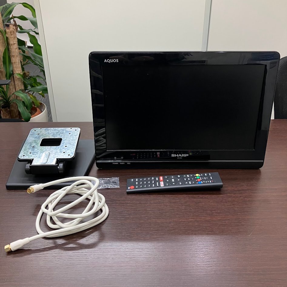 7-296] SHARP 液晶カラーテレビ LC32V5 2011年製 リモコン付の落札情報