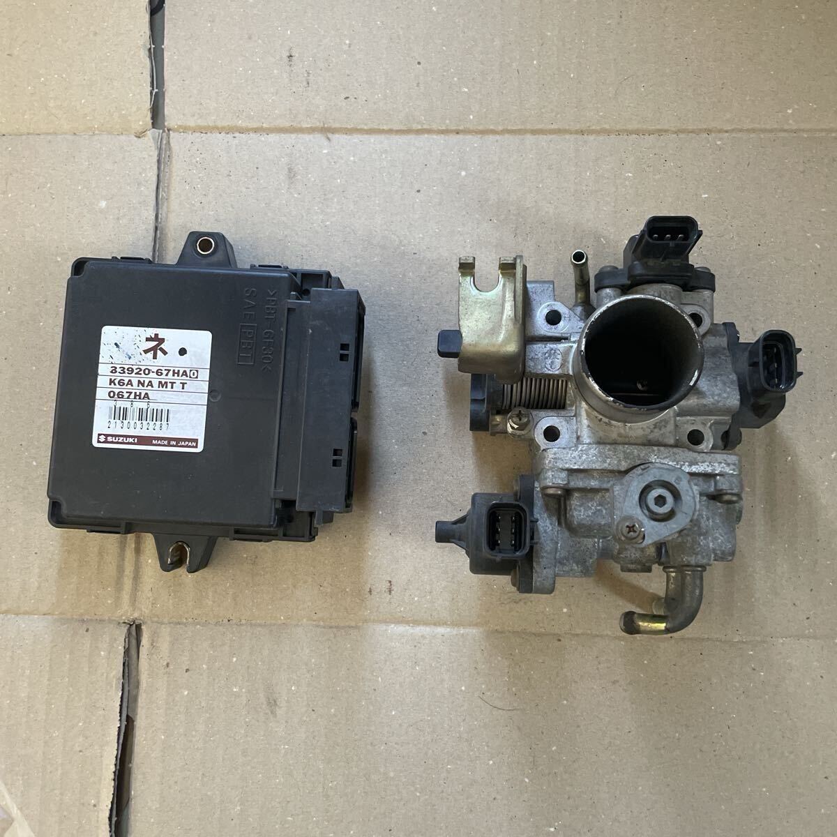 DA63T エンジンコンピューター 4WD MT 33920-67HA 33920-67HA0 