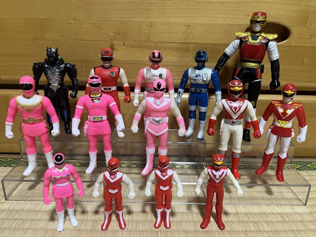 中古】【完全新品含】歴代戦隊ヒーローロボ大量セット！ポピー 