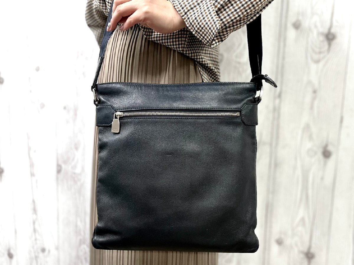 イタリア製 GUCCI グッチ GGキャンバス ショルダーバッグ クロスボディ 