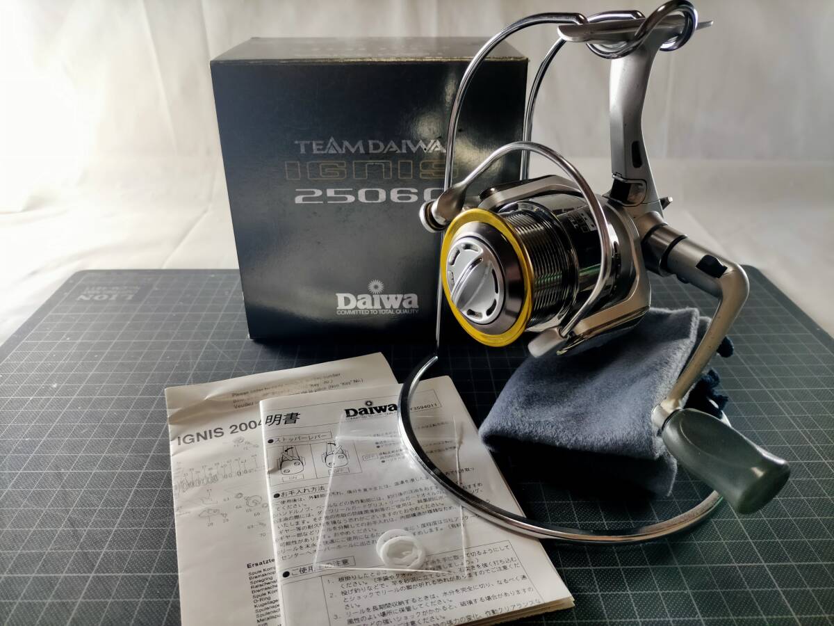 釣具 リール スピニングリール DAIWA IGNIS 2505H TYPE-R ダイワ 箱