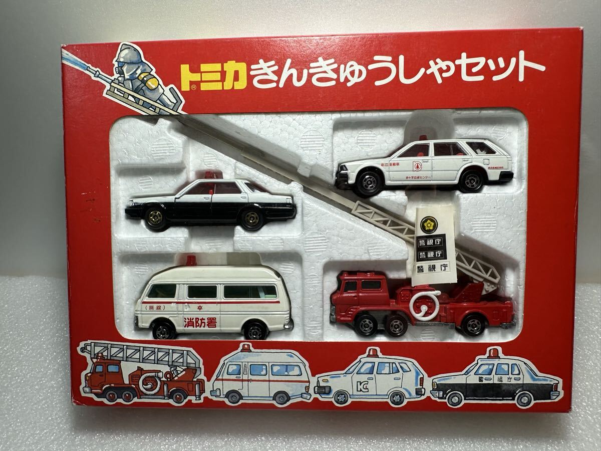 トミカ】 日産 キャラバン パトロールカー ボードマップ いそげ！緊急