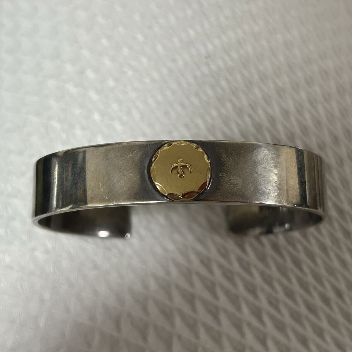 中古】goro's ゴローズ 銀爪金メタル特大フェザー付きブレス バングル