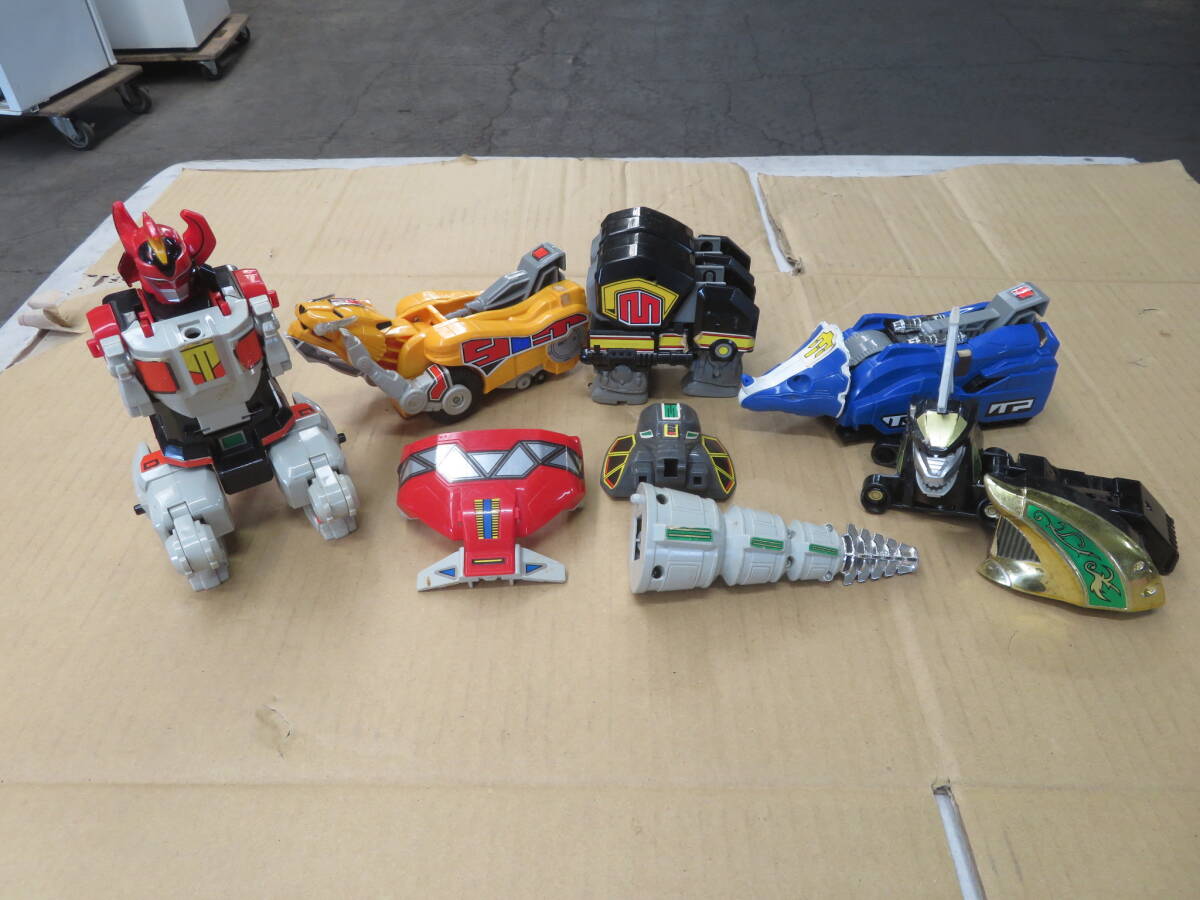 中古】6大守護獣超合神セット 開封現状品 恐竜戦隊ジュウレンジャーの