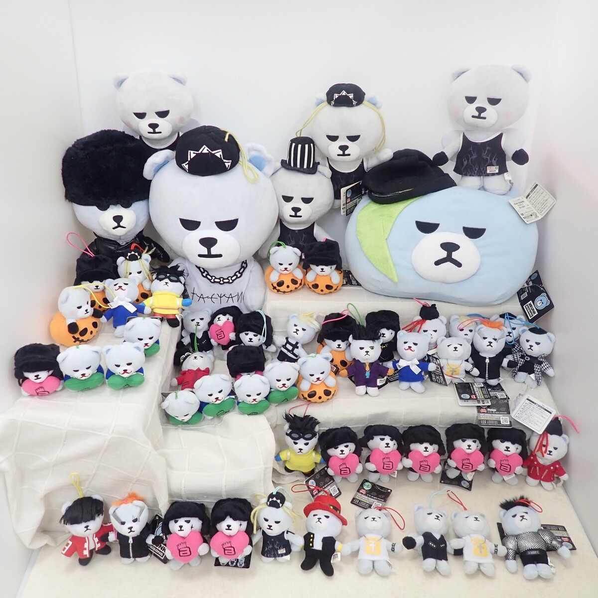 新品】新品☆岡村靖幸 グッズ ピーチベア クッション ピーチマーク