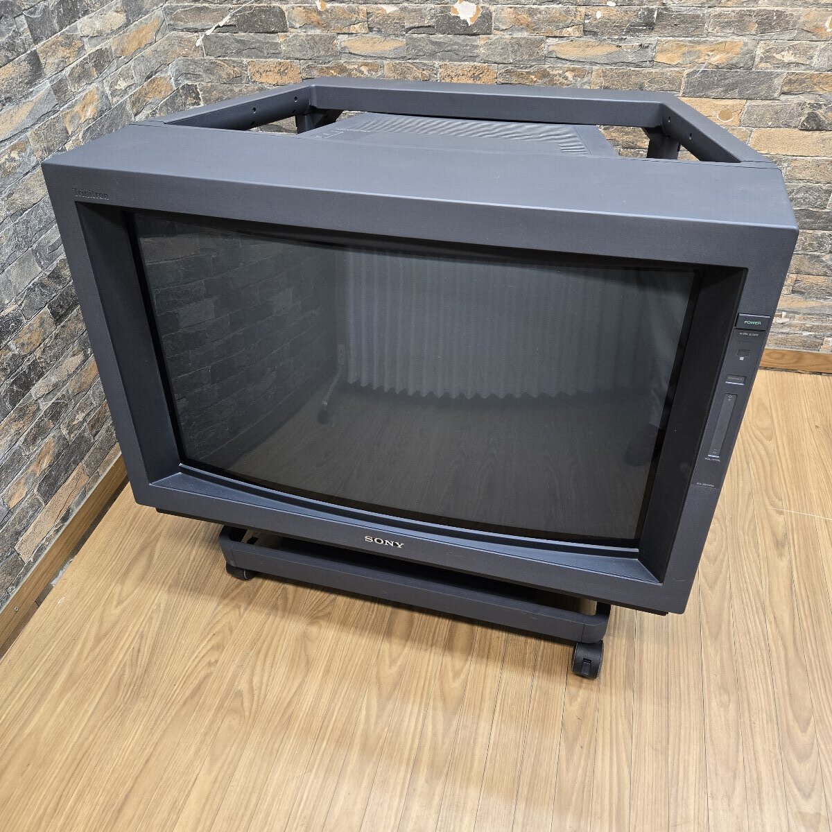 1996年製 トリニトロン ブラウン管テレビ SONY KV-14GP2の落札情報詳細