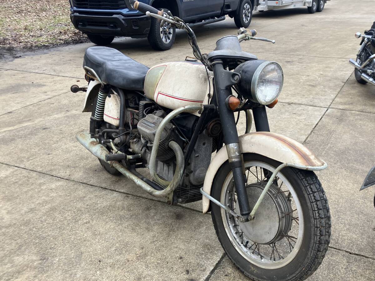 モトグッチV35IMOLA1 希少　セミレストア 中古】モトグッチ イモラ1 V35 セミ レストア 希少 旧車 昭和レトロ
