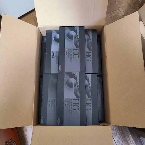 使用済み VHS ビデオテープ 50本セット 上書き録画用 ジャンク VIDEO ビデオ VHS 7の1番目の画像