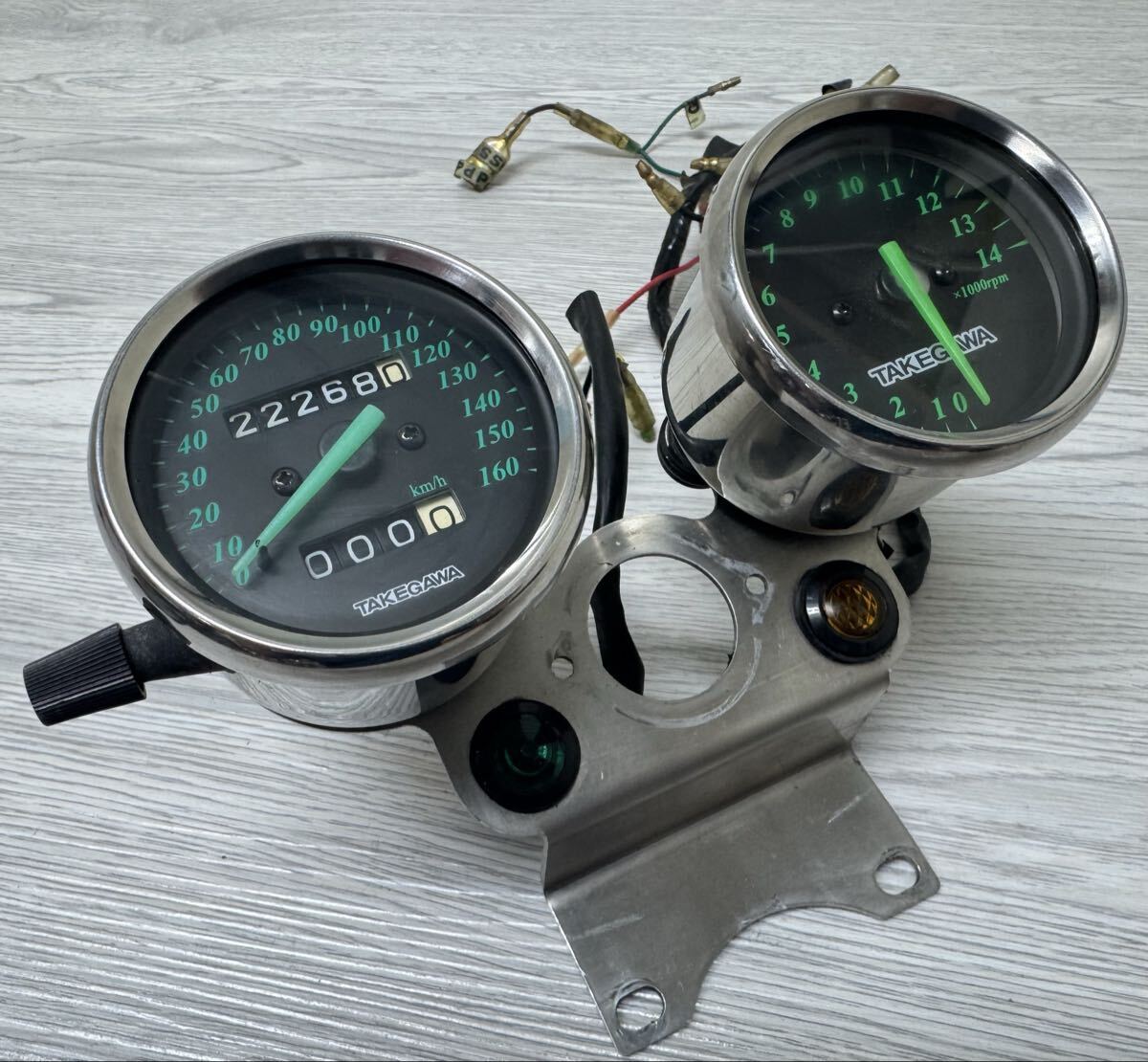 【希少】【当時物】 DAYTONA製 タコメーター 18,000rpm 希少】【当時物】 DAYTONA製 タコメーター 18,000rpm 【公式通販】