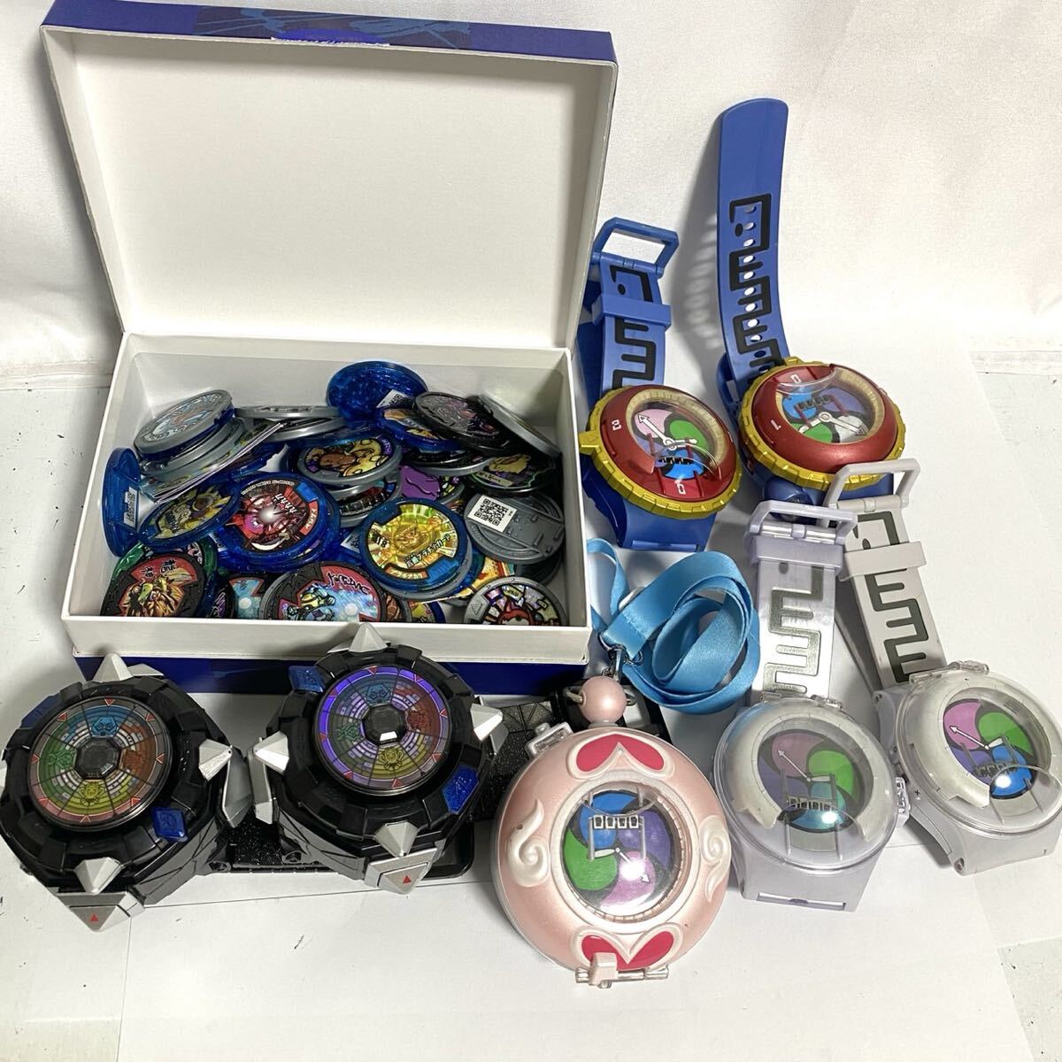 中古】妖怪ウォッチ零式本体+メダル大量+きゃらっち！腕時計零式ver.+