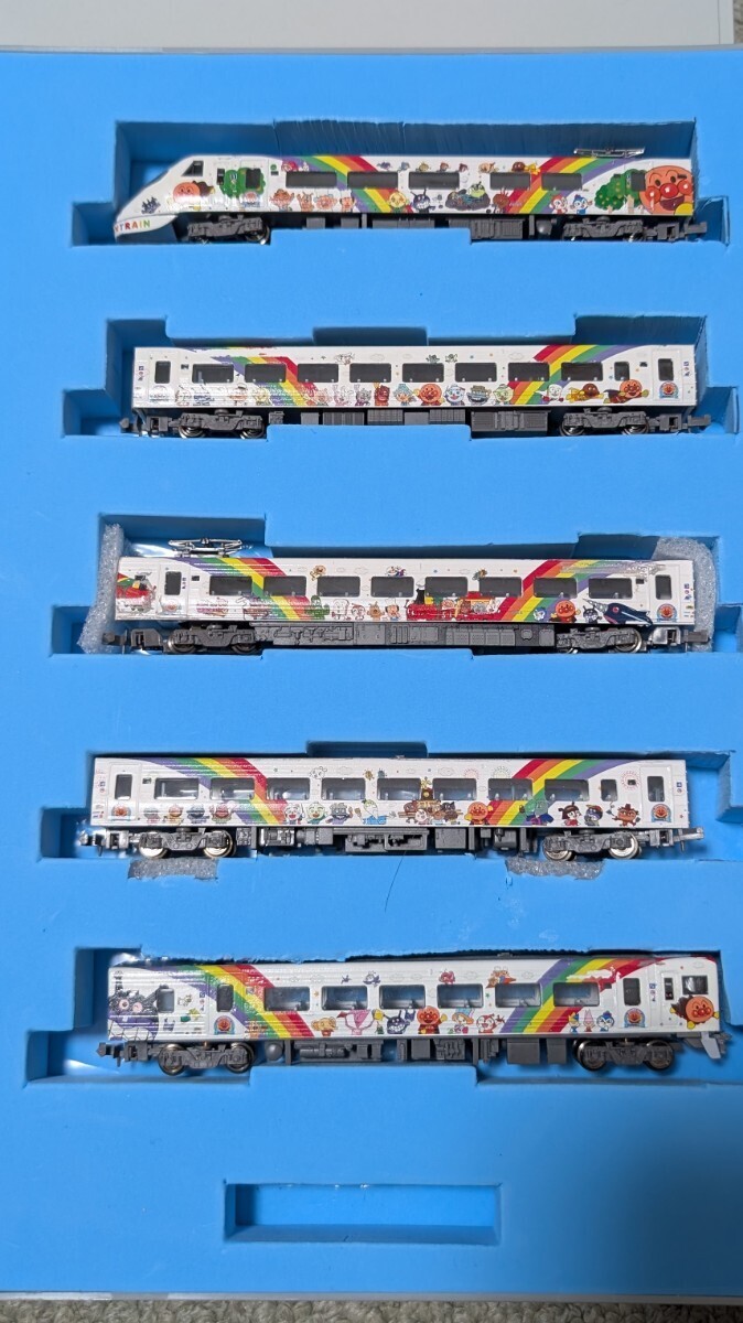 JR四国 8000系 アンパンマン列車 8両セットの落札情報詳細 - Yahoo