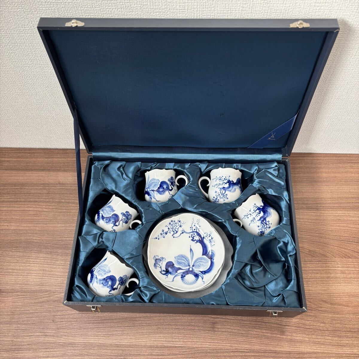 新品】【未使用品】セーブル Sevres ティーカップ&ソーサー 2組 金彩 