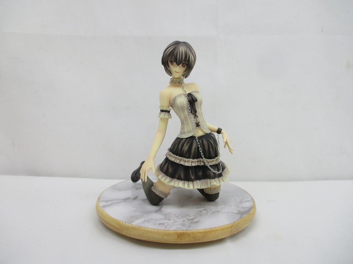 未塗装】＊限定品＊ 弐.伍分ノ壱胸像シリーズ 綾波レイ(プラグスーツ