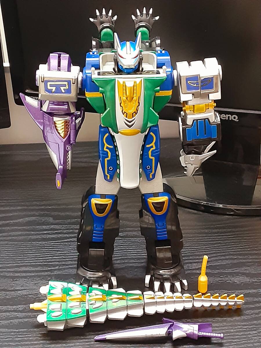 ジャンク品】♪ジャンク品♪百獣戦隊ガオレンジャー 魔獣合体 DX ガオ