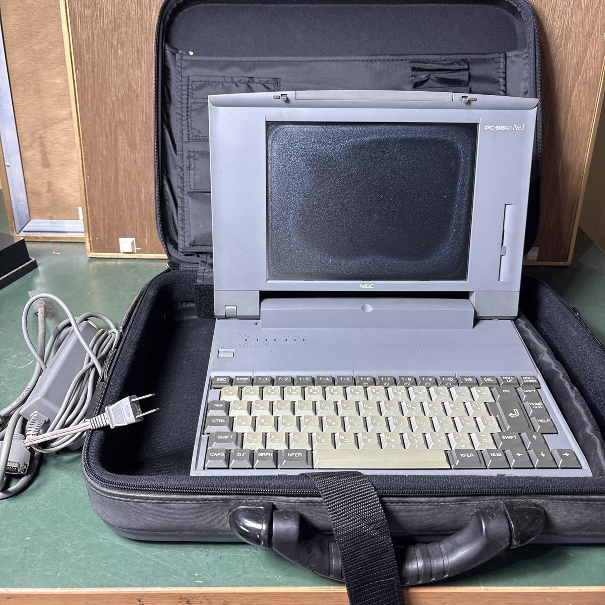 98ノート ノートパソコン PC-9821 NX NX/3 オールドパソコンの落札情報