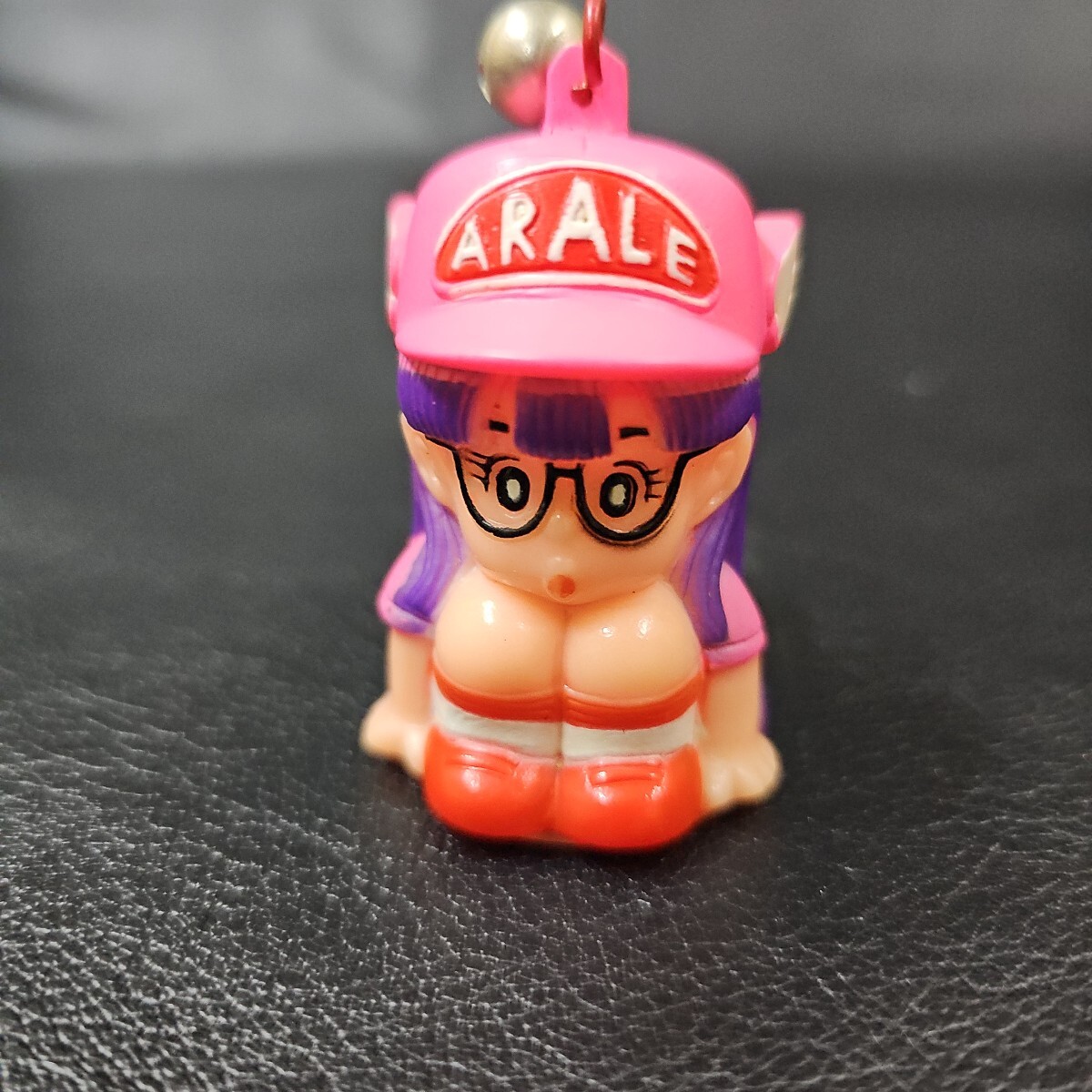 新品】Dr.スランプ アラレちゃん キーホルダー 則巻アラレ 鳥山明の