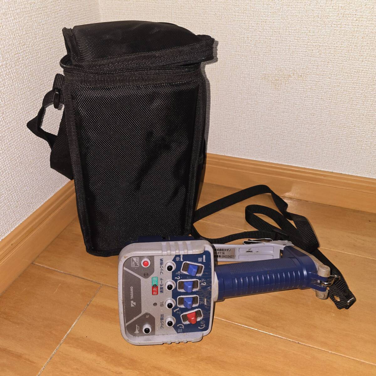 中古】タダノ ラジコン受信機 送信機 セット RCS-FC1 RCS-FT1(k47)の
