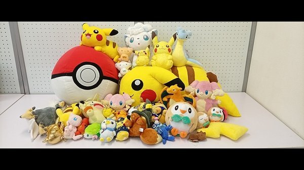 ロコン&アローラロコン ポンチョのピカチュウ ぬいぐるみ セット