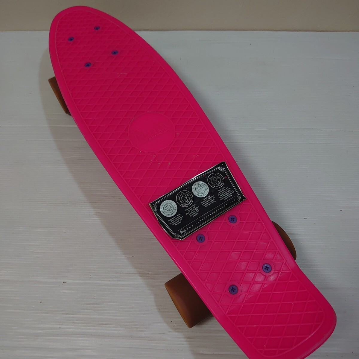 新品】スケートボード トラック カラフル スケボー ミニクルーザー