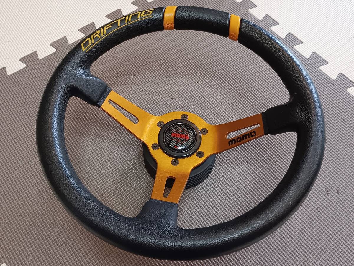 美品！ MOMO DRIFTING ゴールド(オレンジ) ステアリング ホーンボタン