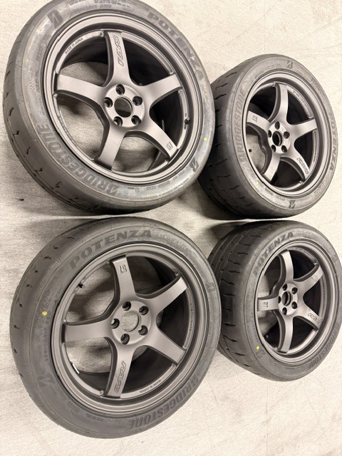 未使用】レイズ グラムライツ 57CR SPEC-M 7J-17インチ5H