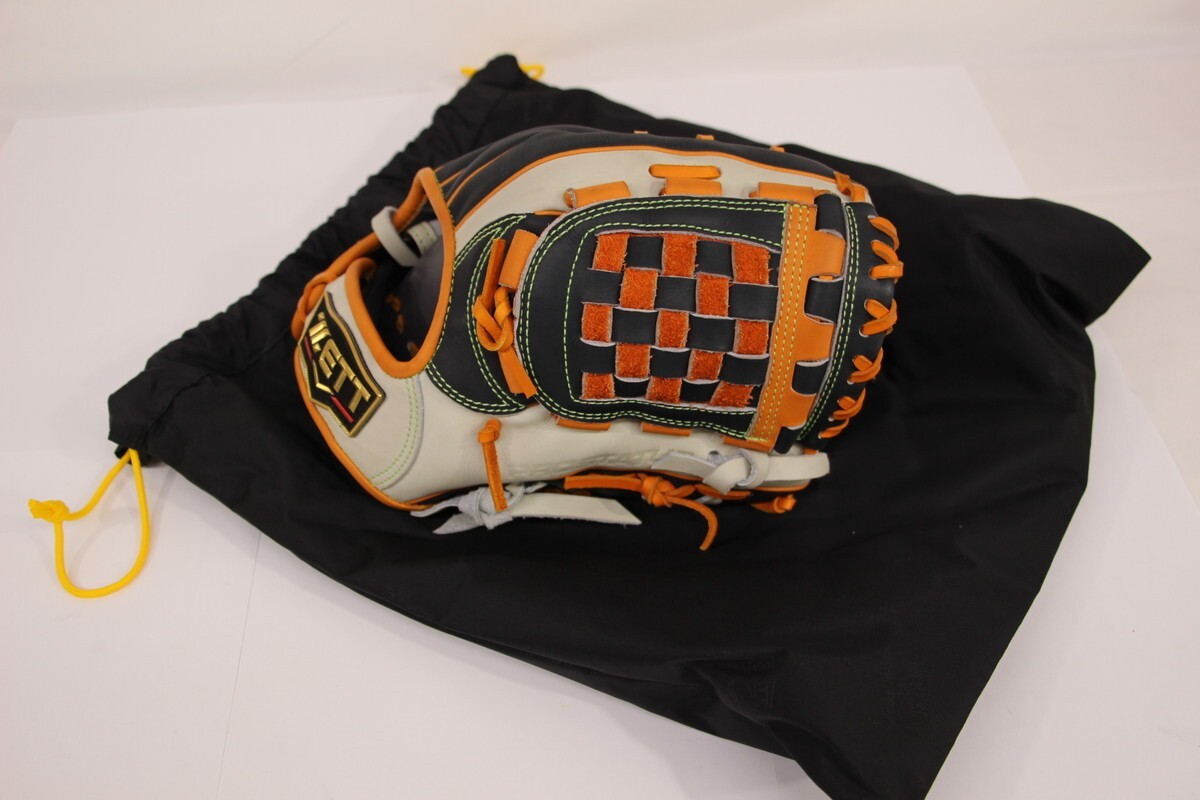 プロ支給品　実使用　岡田幸文　千葉ロッテ　ゼット　プロステイタス　外野手　硬式 G-2410 ゼット ZETT プロステイタス PRO STATUS 鈴木印 軟式 元ロッテ
