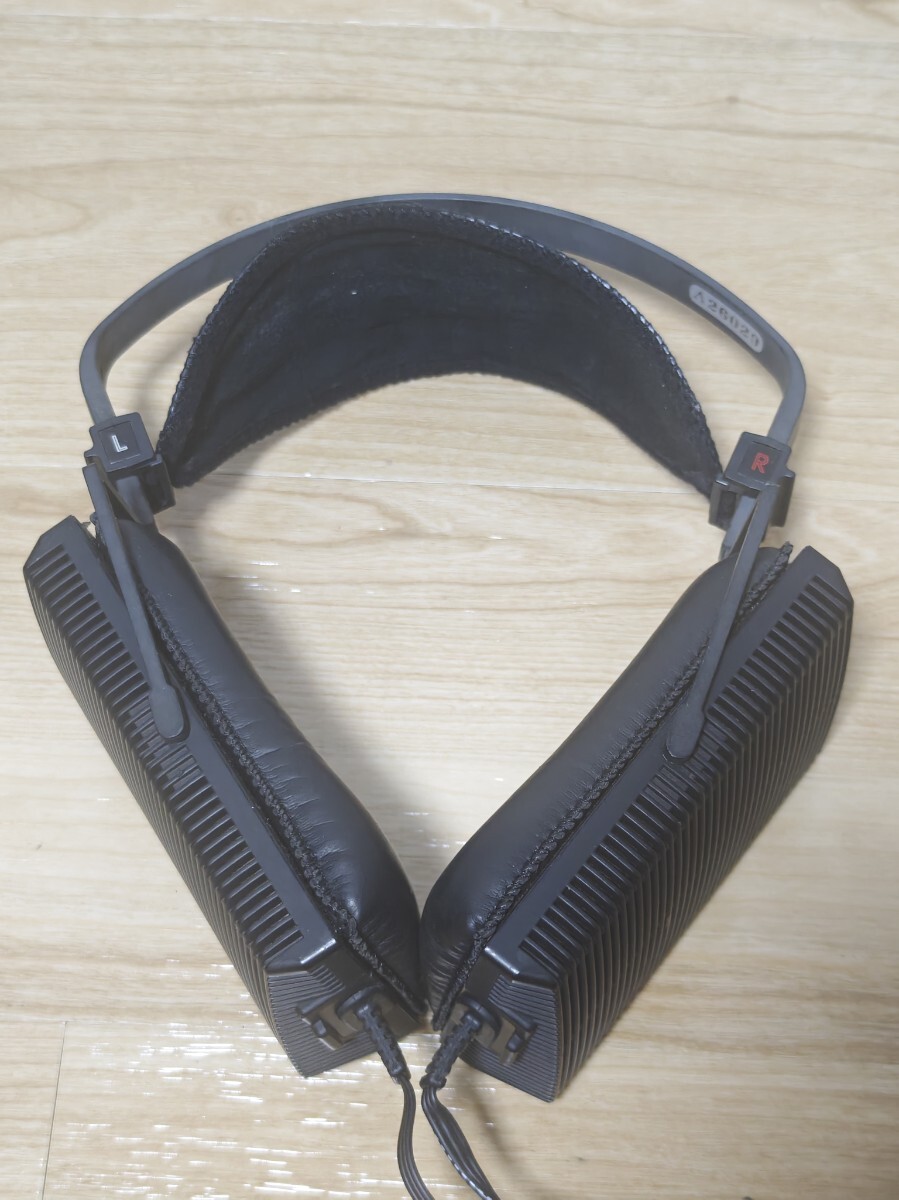 中古】STAXスタックス【ELS-F81・X】コンデンサー型スピーカー2台