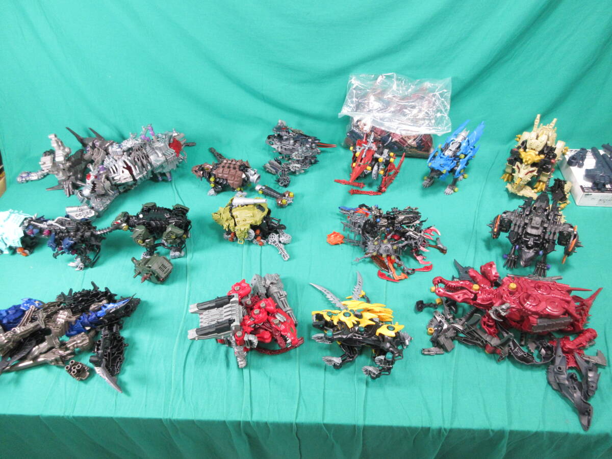 ZOIDS WILD ゾイド ワイルド ジェノスピノ / オメガレックス