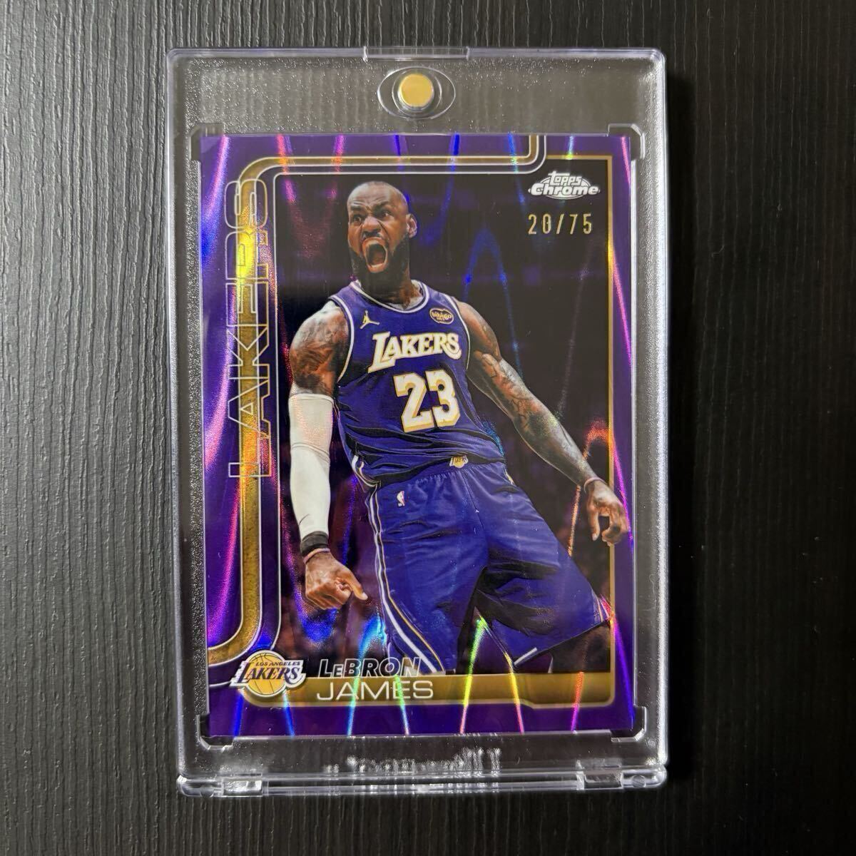 新品】レブロン・ジェームズ 直筆サインフォト/写真 NBA レイカーズの