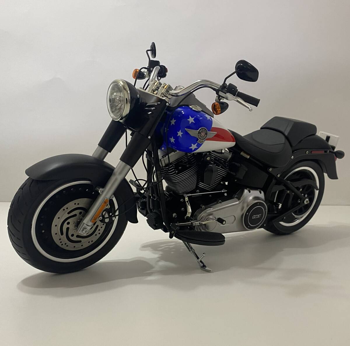 新品】【未使用】TAMIYA 1/6 ハーレーダビッドソン FLH クラシック 新品】【未使用】TAMIYA 1/6 ハーレーダビッドソン FLH クラシック