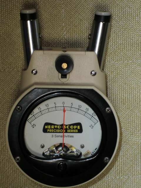 送料無料】ナーボスコープ Nervo Scope カイロプラクティック ガン