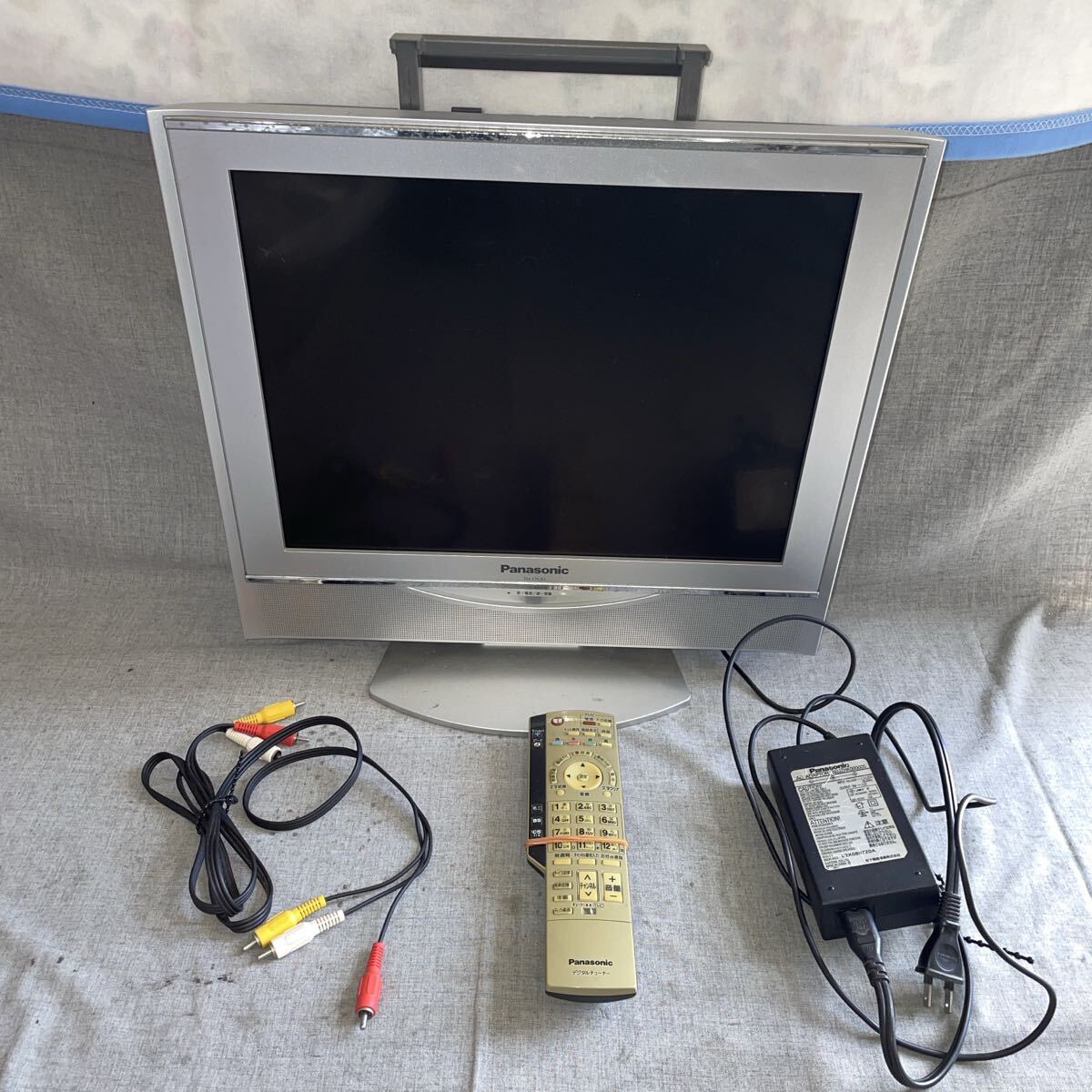 Panasonic ブラウン管テレビ 19型 リモコン付き 動作確認済 アナログ
