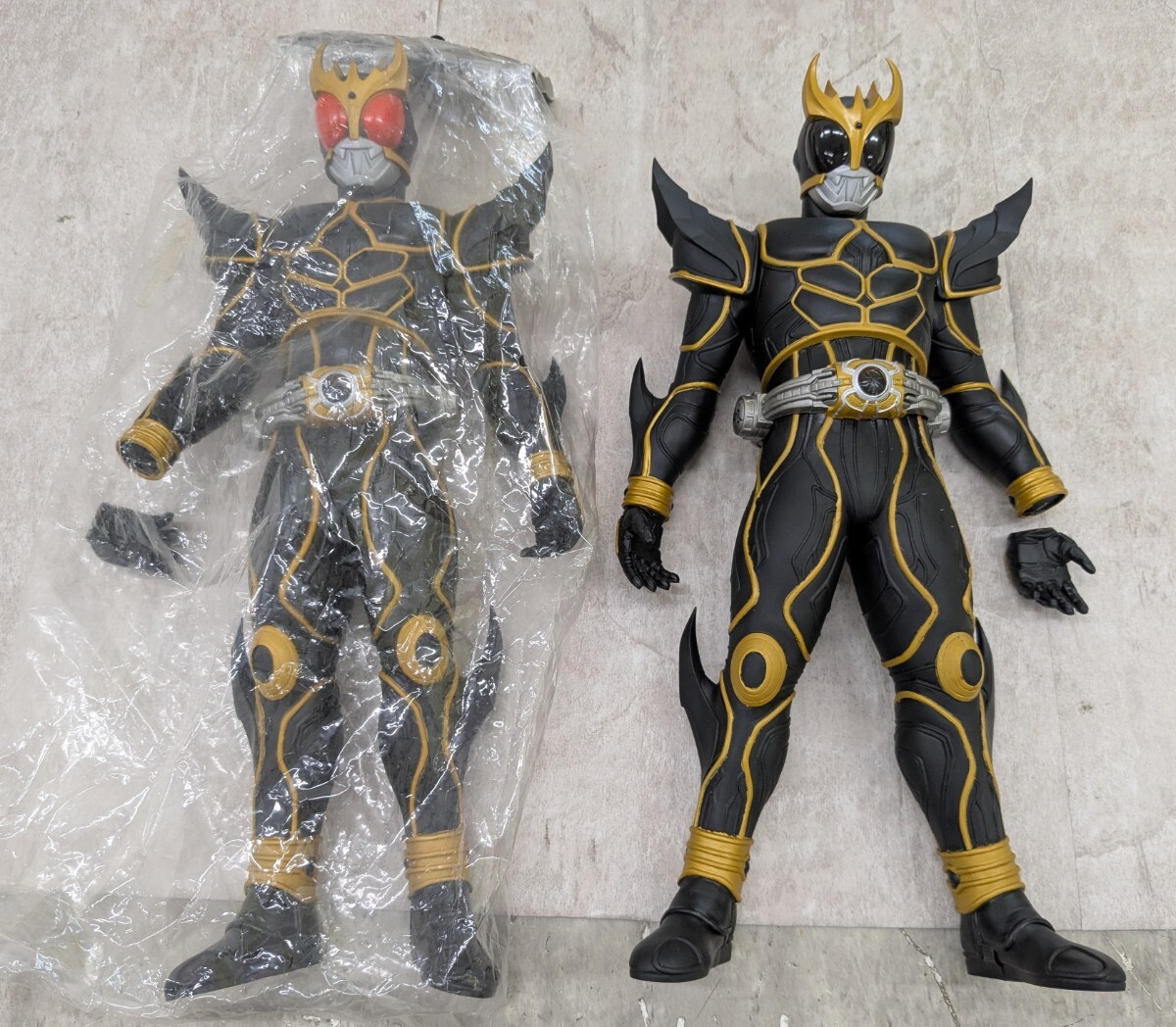 仮面ライダークウガ アルティメットフォーム ビッグサイズソフビ