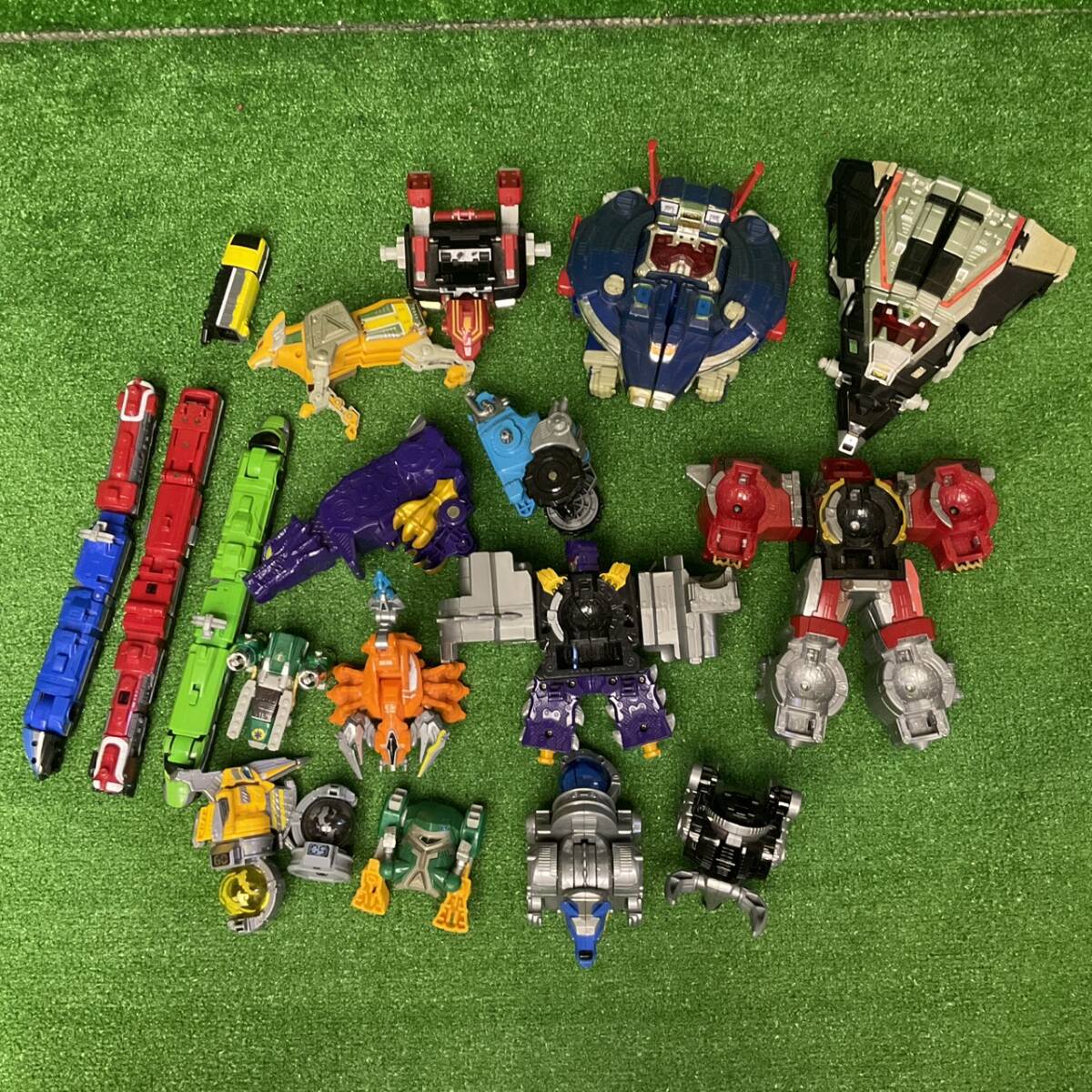 メガレンジャー プラデラ フィギュア セット 戦隊の落札情報詳細