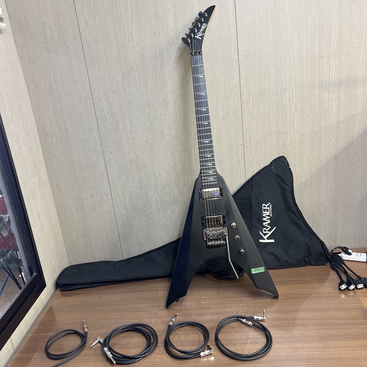 中古】クレーマー KRAMER ESP ジョージ リンチ エレキギターの落札情報