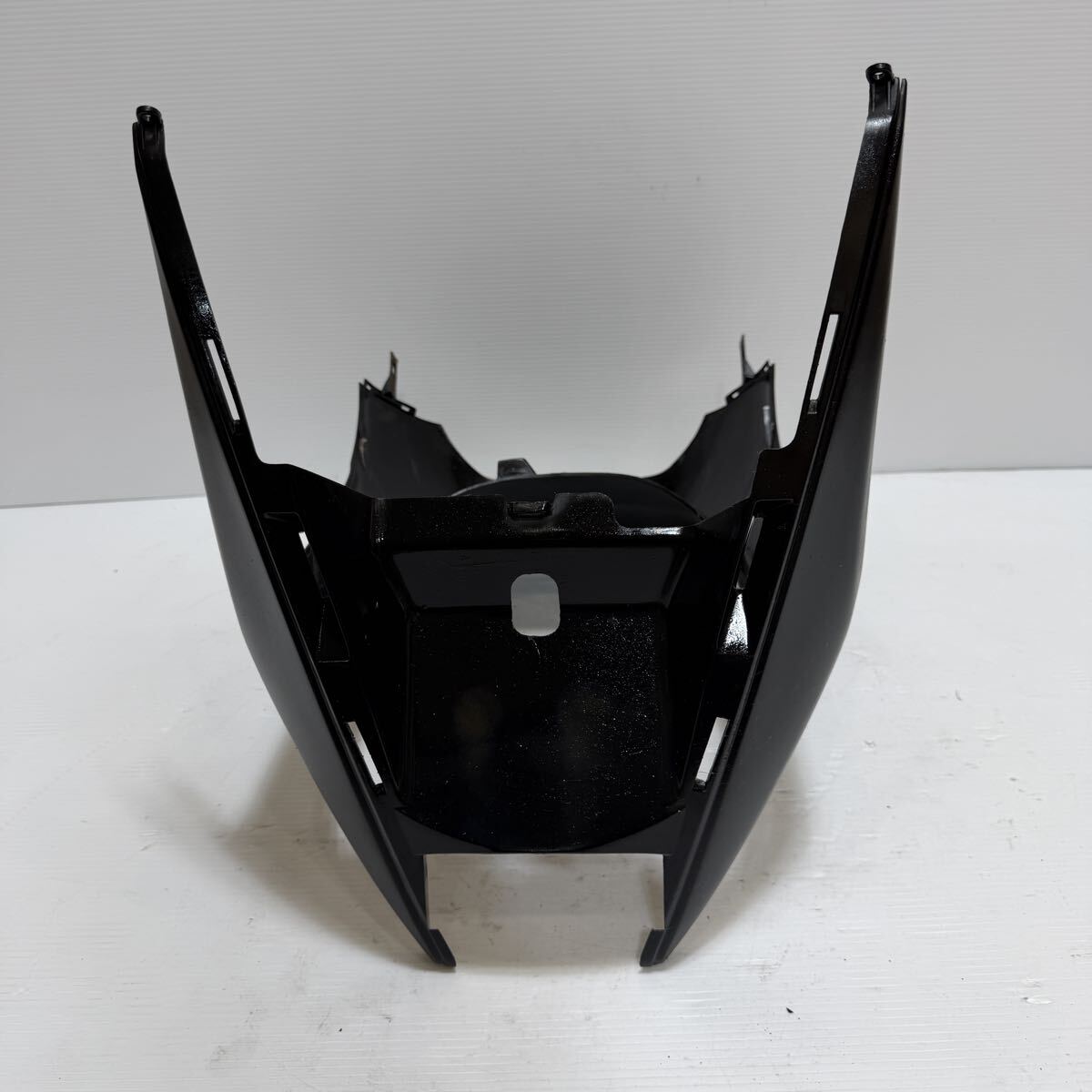 新品】☆送料無料☆ 塗装済み 新品 アッパーカウル CBR400 RR NC23