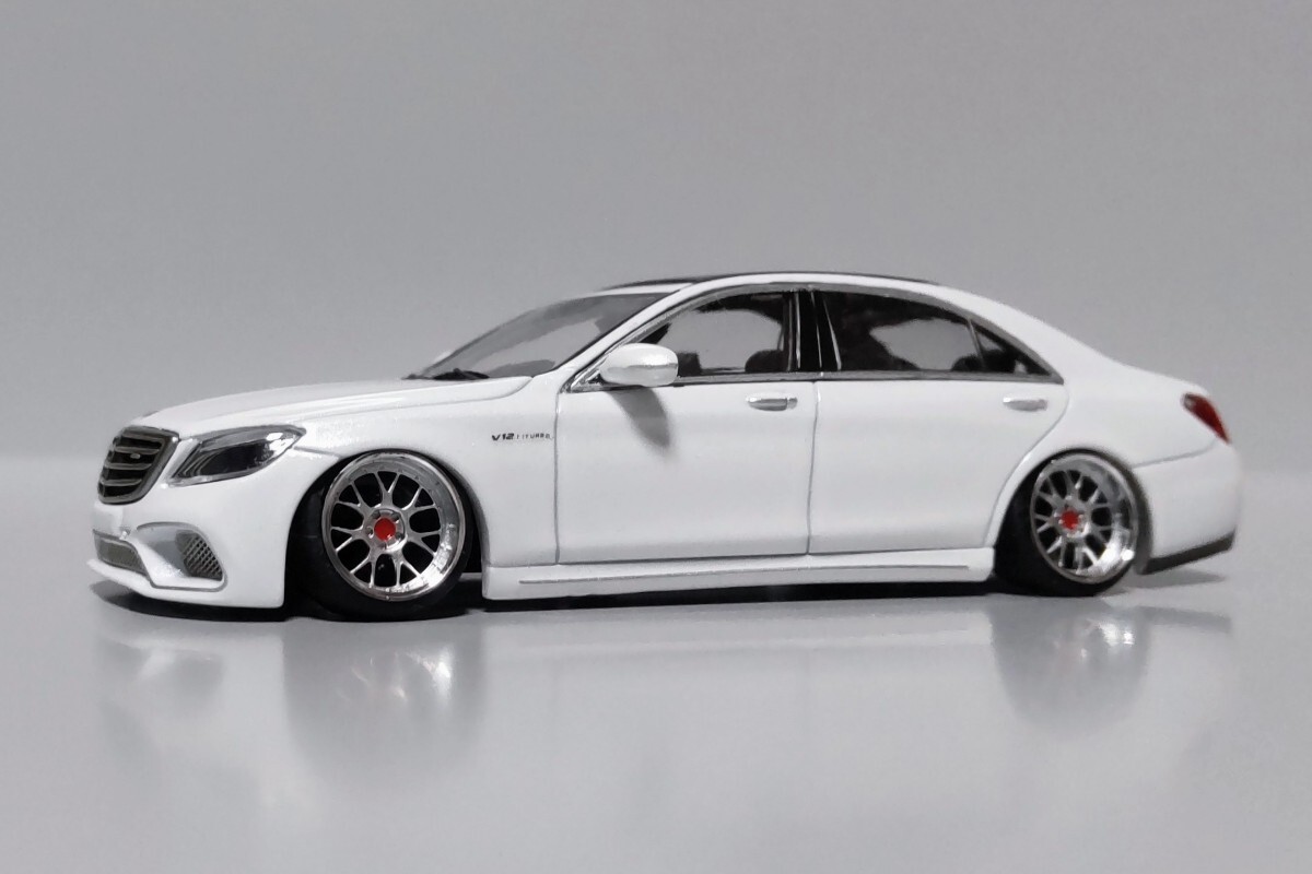 1/18 メルセデスベンツAMG カスタム 新品を改造しています。】1/18 メルセデス ベンツ SL 73 AMG シルバー