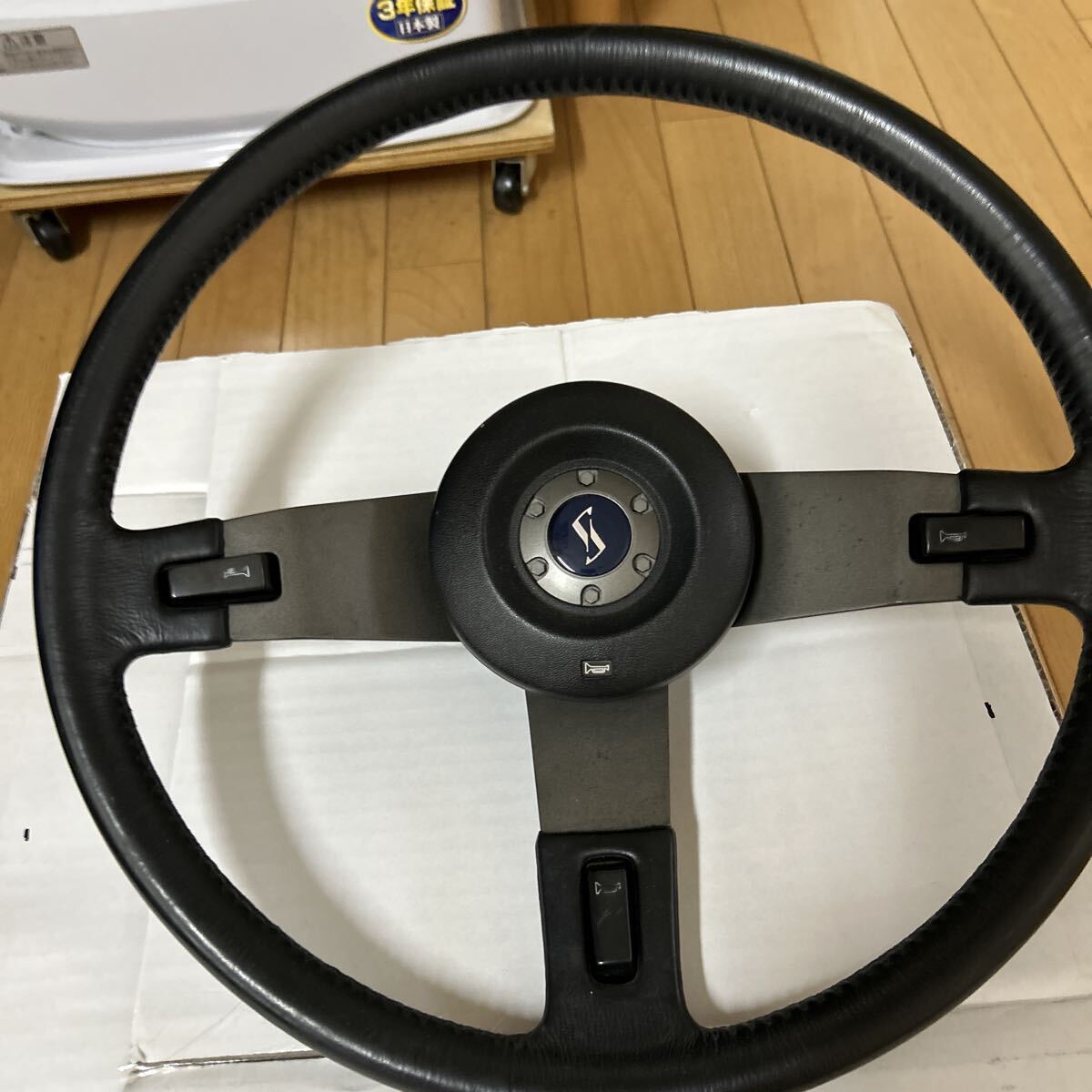 NISSAN 日産 スカイライン GT ケンメリ 純正 ステアリング ハンドル 外