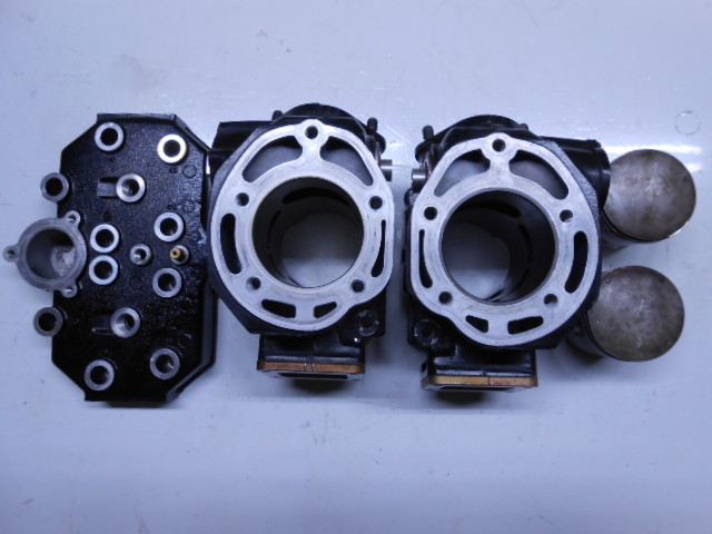 RZ350R シリンダーヘッド
