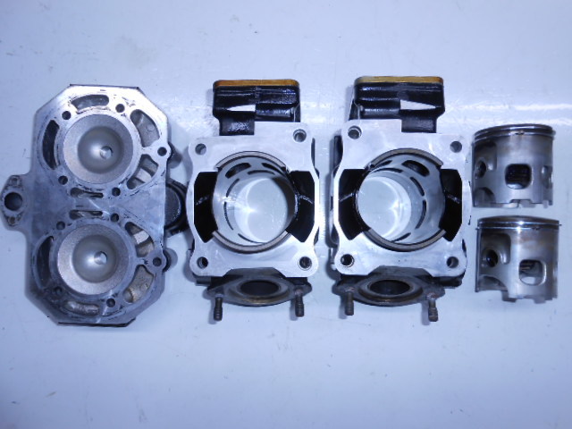 RZ350R シリンダーヘッド RZ350R シリンダーヘッド 【公式通販】