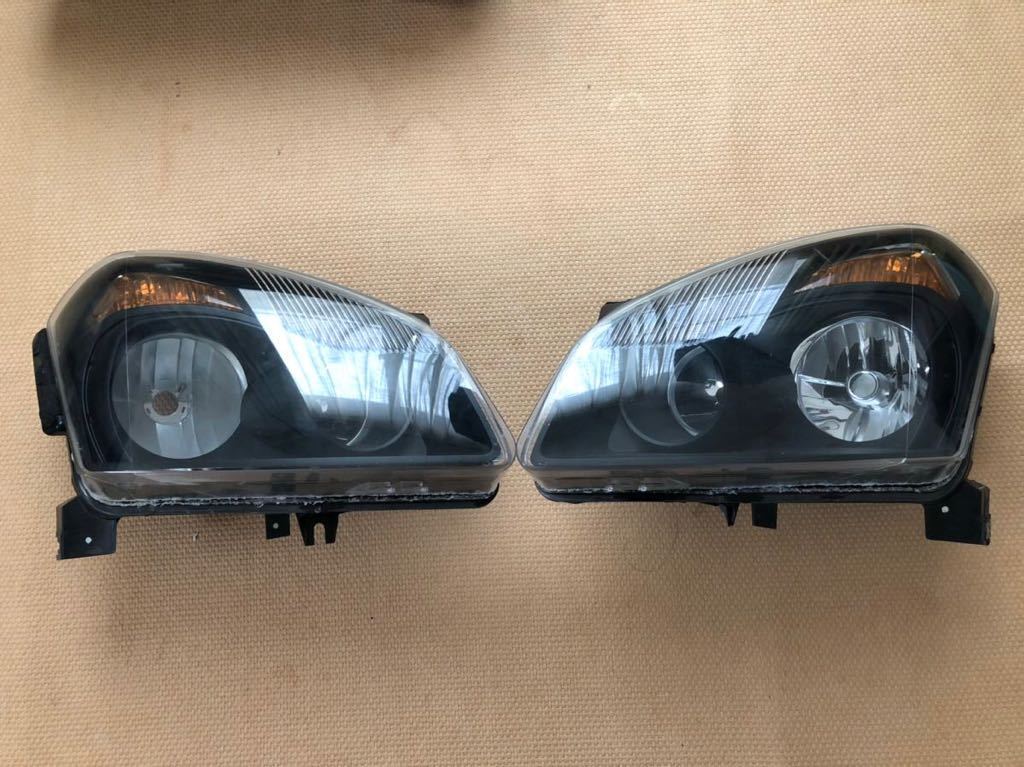 日産 純正 デュアリス 《 KJ10 》左右ヘッドライト26060 JD000 日産 デュアリス KJ10左右ヘッドライト26060 JD000(TT-213)