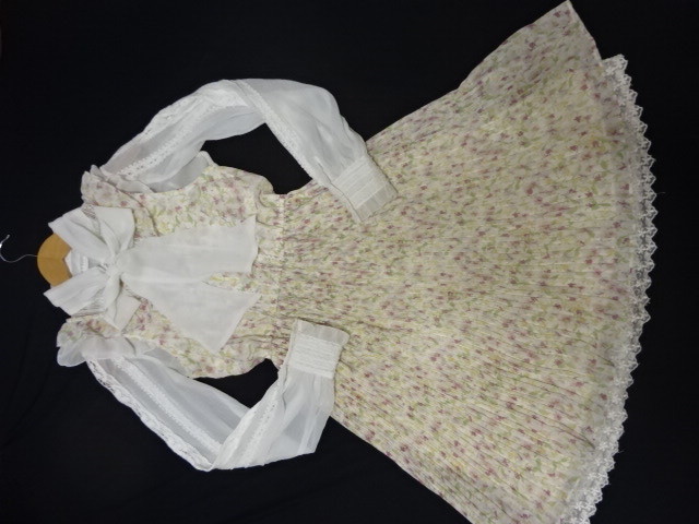 Axes Femme アクシーズファム 花柄ノースリーブワンピース の落札情報詳細 ヤフオク落札価格情報 オークフリー スマートフォン版