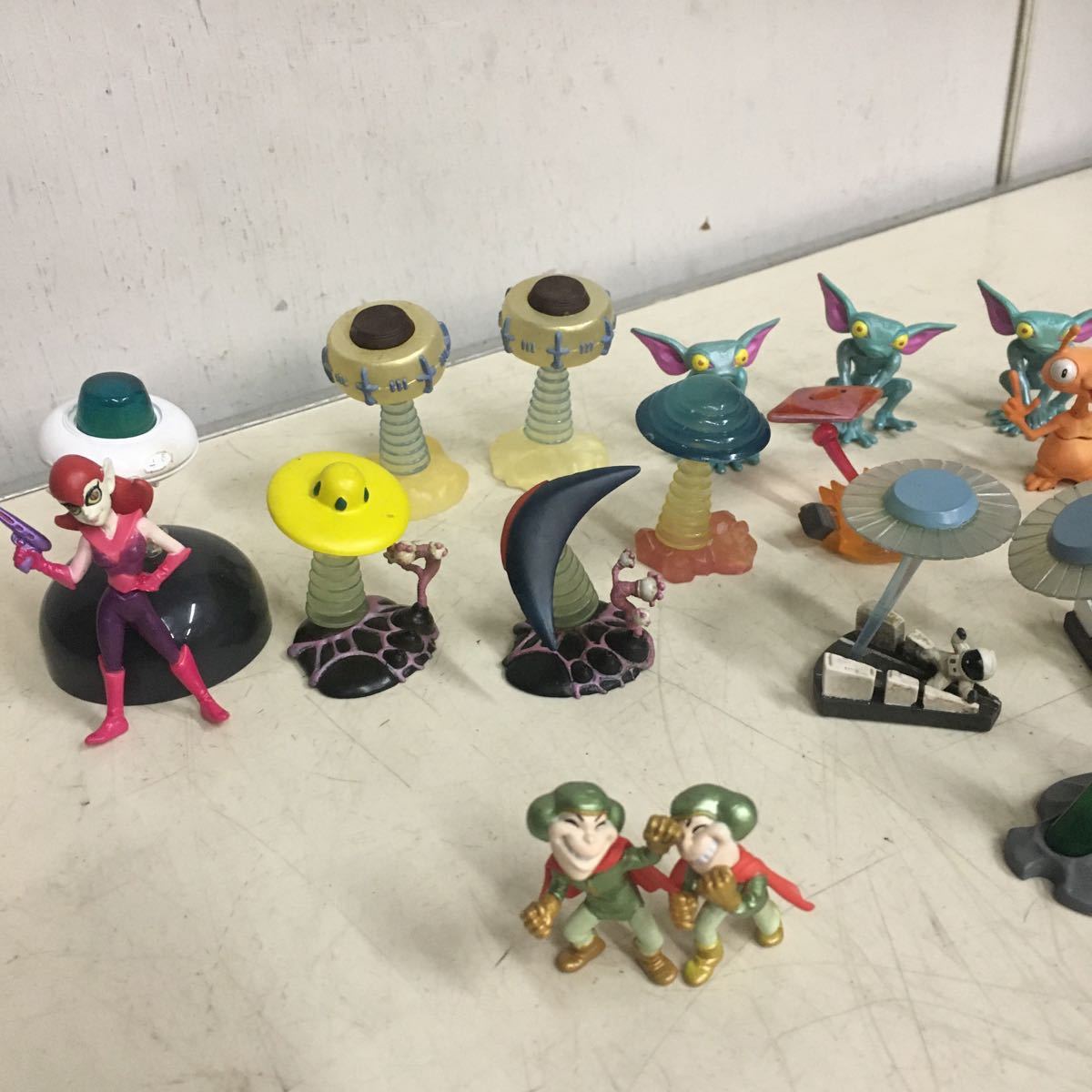 輸入 宇宙大作戦チョコベーダー ウチュウからの侵略者