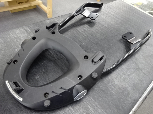 GIVI キャリア モノラック ZX-12R 用 廃盤品