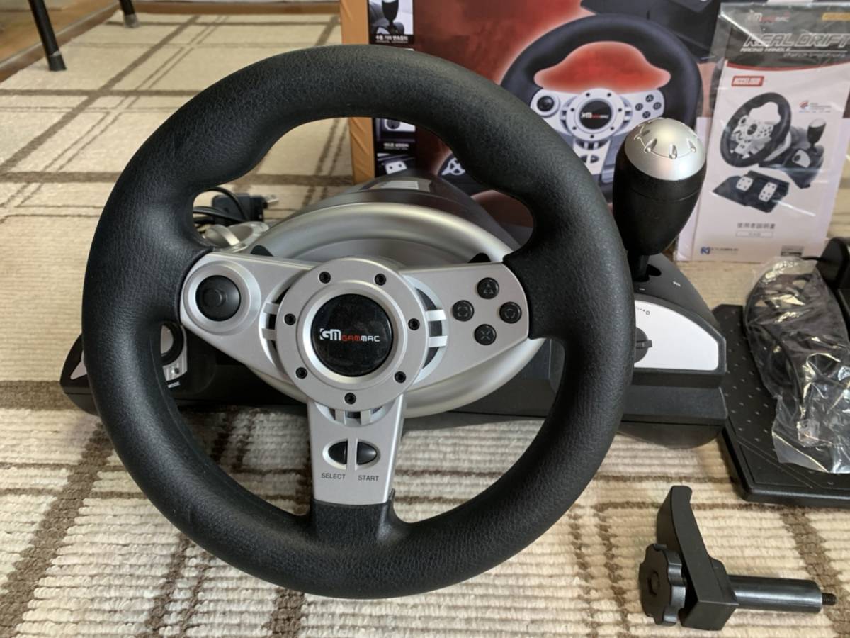 REAL DRIFT レーシングハンドル PS2、PS3、PC対応